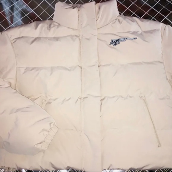 SHEIN Puffer Jacket Brand New / Manteau Beige Neuf - Picture 4 of 7